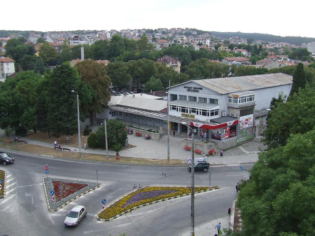 Asparuhov Guest Rooms And Apartments Várna Kültér fotó