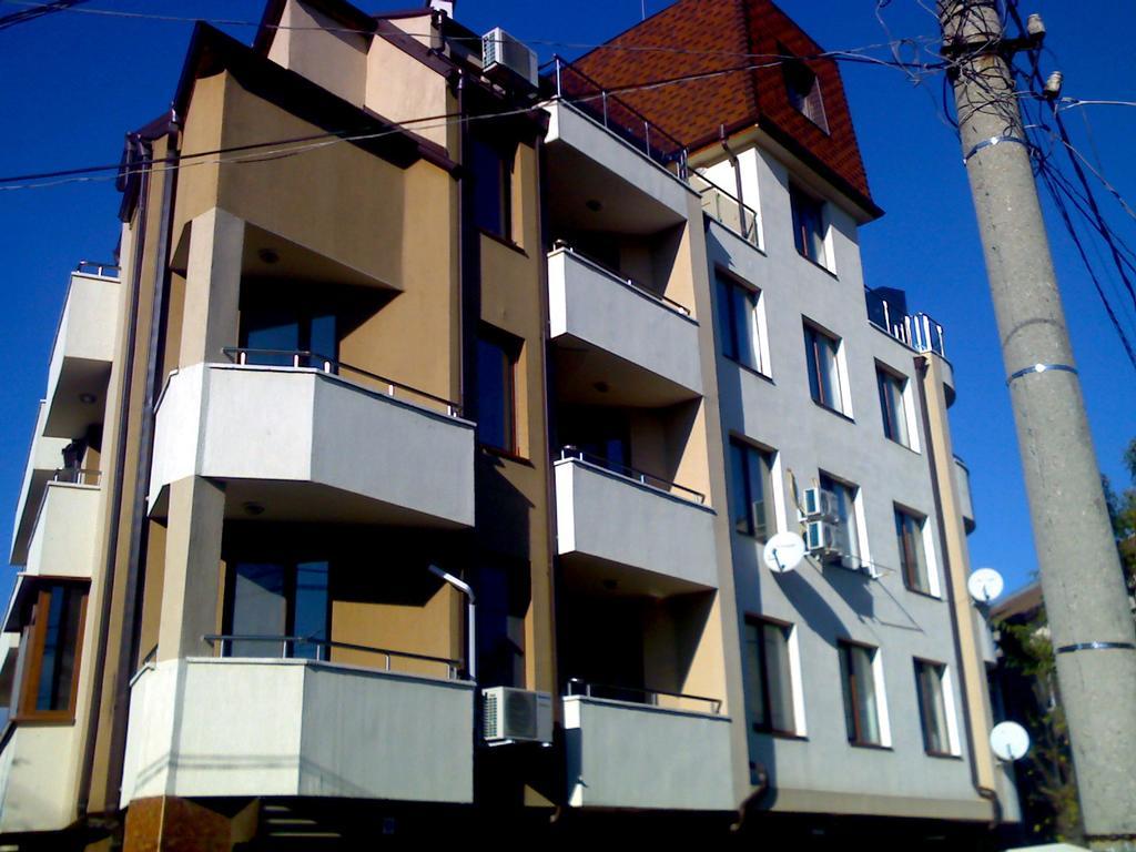 Asparuhov Guest Rooms And Apartments Várna Kültér fotó
