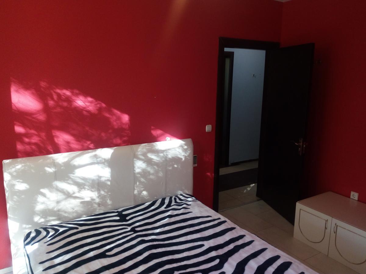 Asparuhov Guest Rooms And Apartments Várna Kültér fotó
